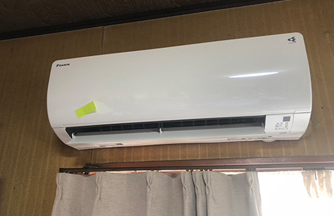 ご依頼内容:DAIKIN(ダイキン)製のエアコンの買取