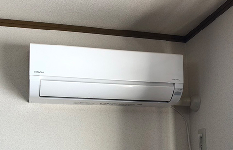 ご依頼内容:引越しで不要になったHITACHI(日立)製エアコンの買取