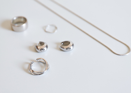 銀(シルバー925、シルバー900 など)