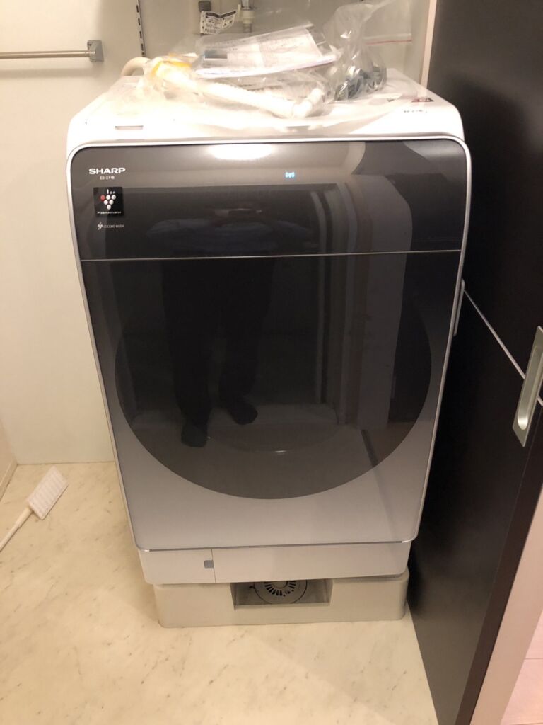 みよし市三好町で出張買取した洗濯機・シャープ ES-X11B（ドラム式・11kg・2024年製）の正面