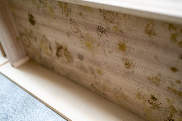 買取が難しい状態の昭和レトロ家具