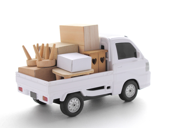 不用品回収サービスの車両