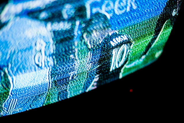 寿命のサインが出ているテレビ画面