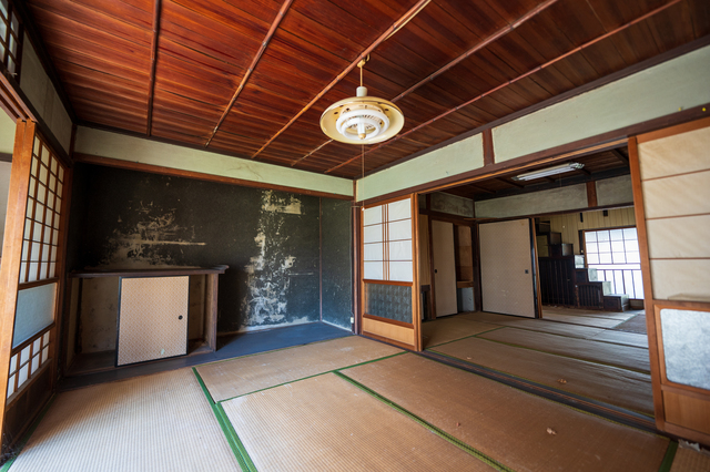 遺品整理前の空き家の様子