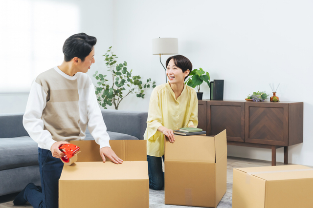 家にある意外と高く売れるものを探すイメージ