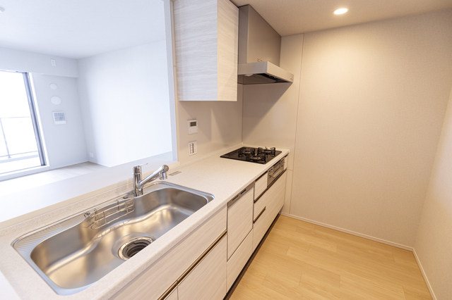 ガスコンロを処分してきれいになったキッチン