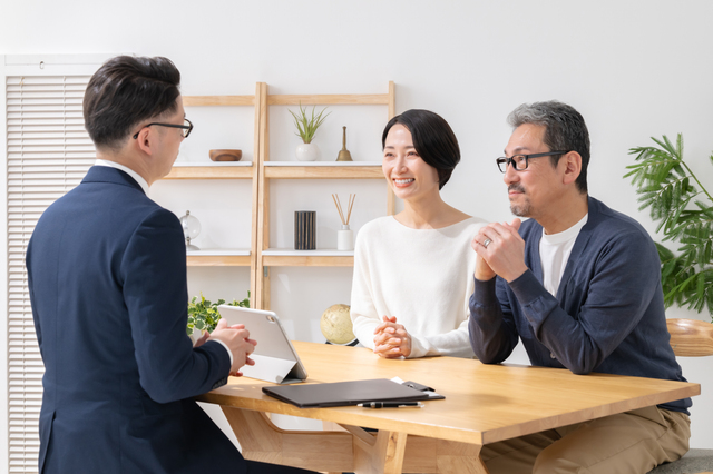 ベビーカー買取が成立した笑顔のシーン