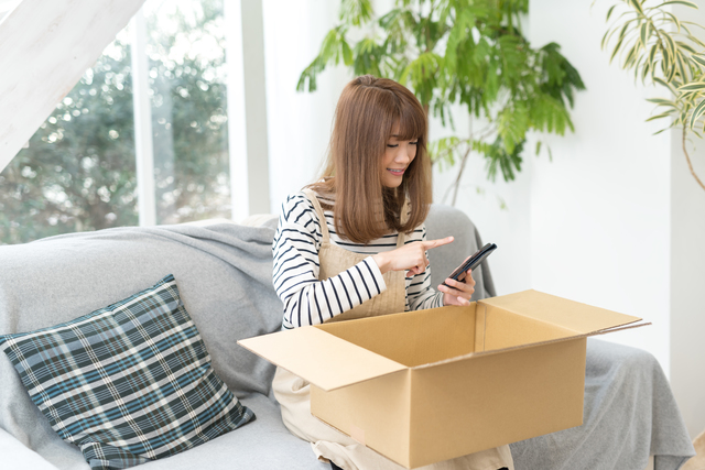 LINE査定と出張買取の流れを示すイメージ
